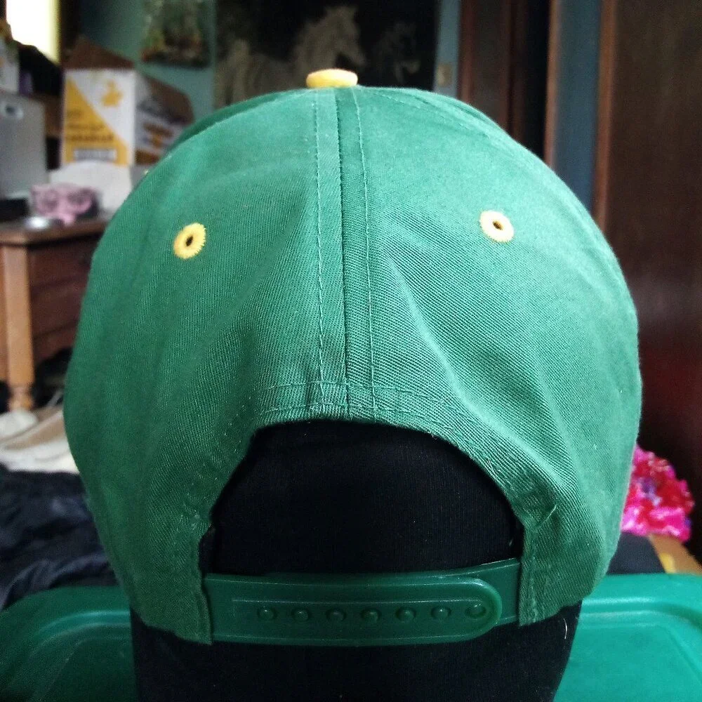 Vintage Oregon Ducks Two Tone Snap Hat Cap